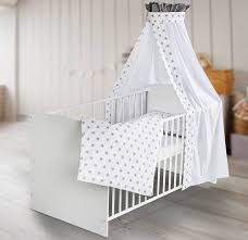 Schardt – Komplett Babysäng 70x140 cm - Klassisk Vit med Stora Stjärnor