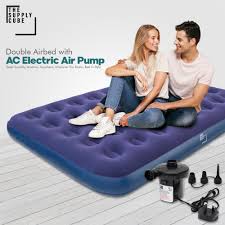 Dubbel luftmadrass med inbyggd pump